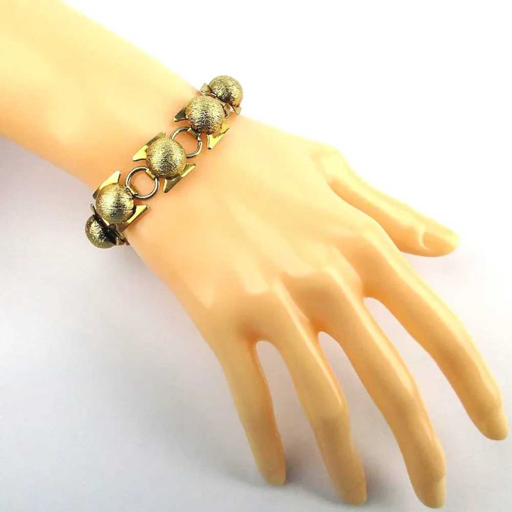 Vintage Nine Textured Gilt Balls Link Bracelet - image 2