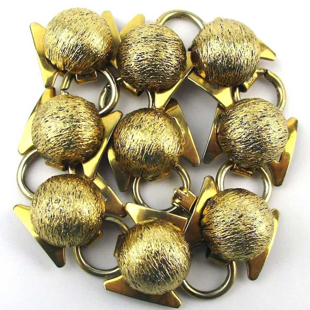 Vintage Nine Textured Gilt Balls Link Bracelet - image 5