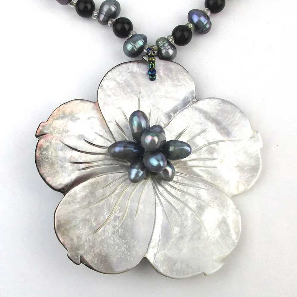 Big Mother-of-Pearl Flower Necklace w/ Real Pearl… - image 2