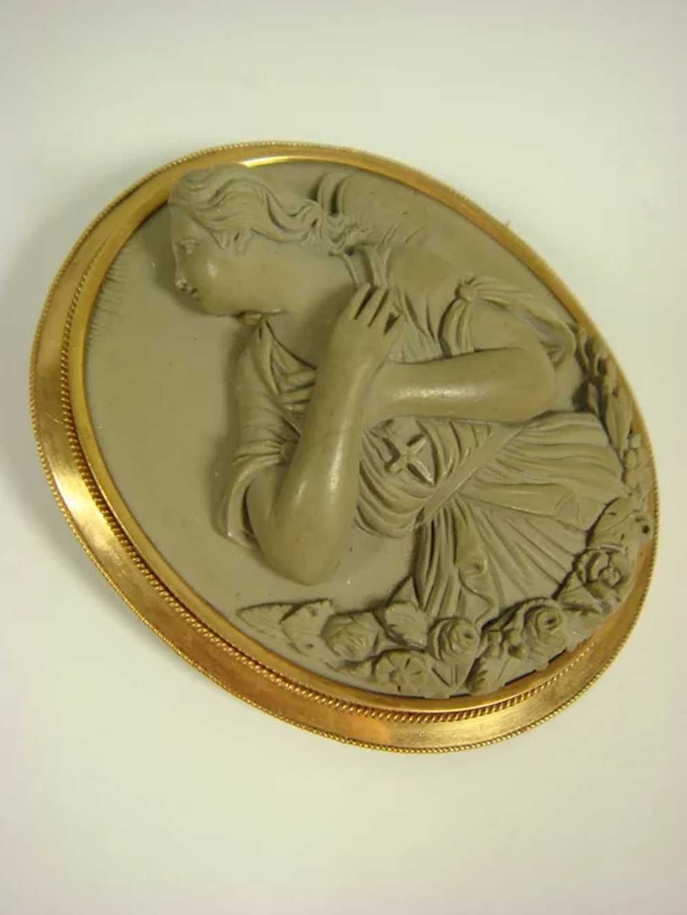 Antique 1860s 14K Lava Cameo Brooch Psyche Christ… - image 4