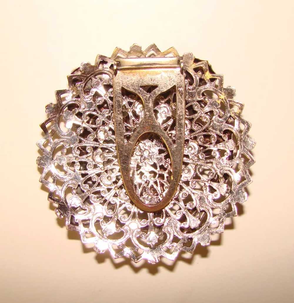 Gorgeous Filigree Design Flower Motif Vintage Dre… - image 2