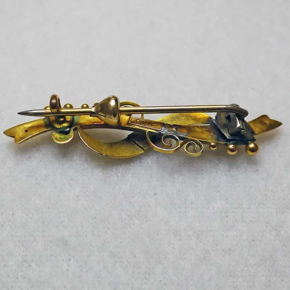 Victorian 10k & Seed Pearl Brooch - image 4