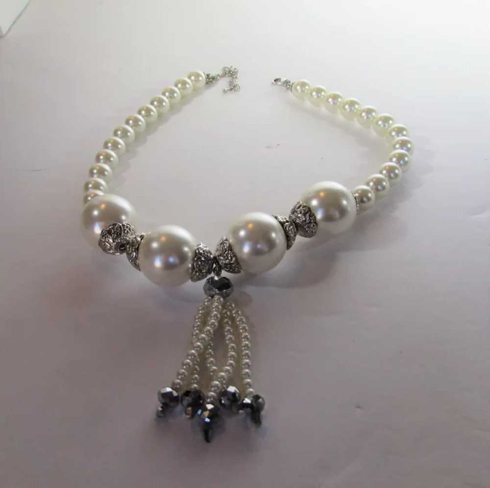 Vintage Faux Pearl Necklace With Lots of Bling - image 10