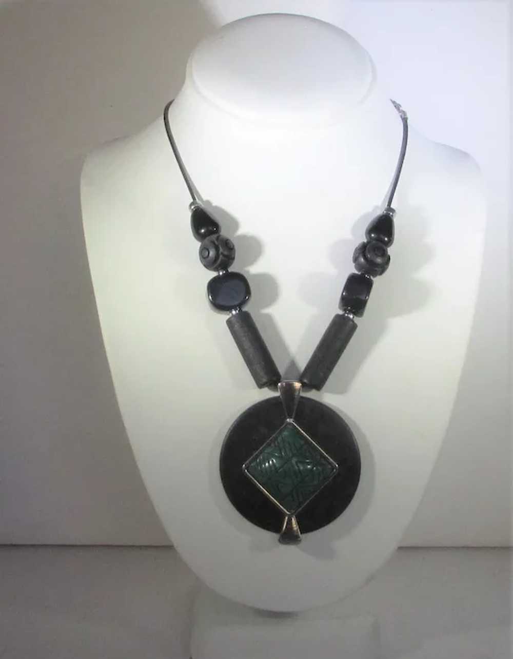 Vintage Chico 1980's Bold Necklace in Black and G… - image 2