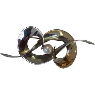 SILVER Swirl Knot with Pearl Brooch Pin - image 1