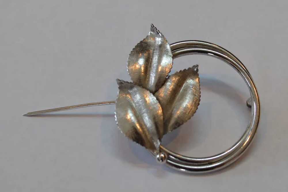 Silver Circle Leaf Brooch Pin - image 2