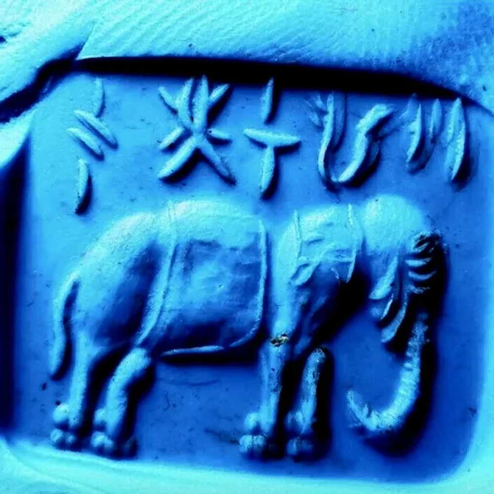 Elephant in Lapis with Coral and Handmade Silver … - image 4