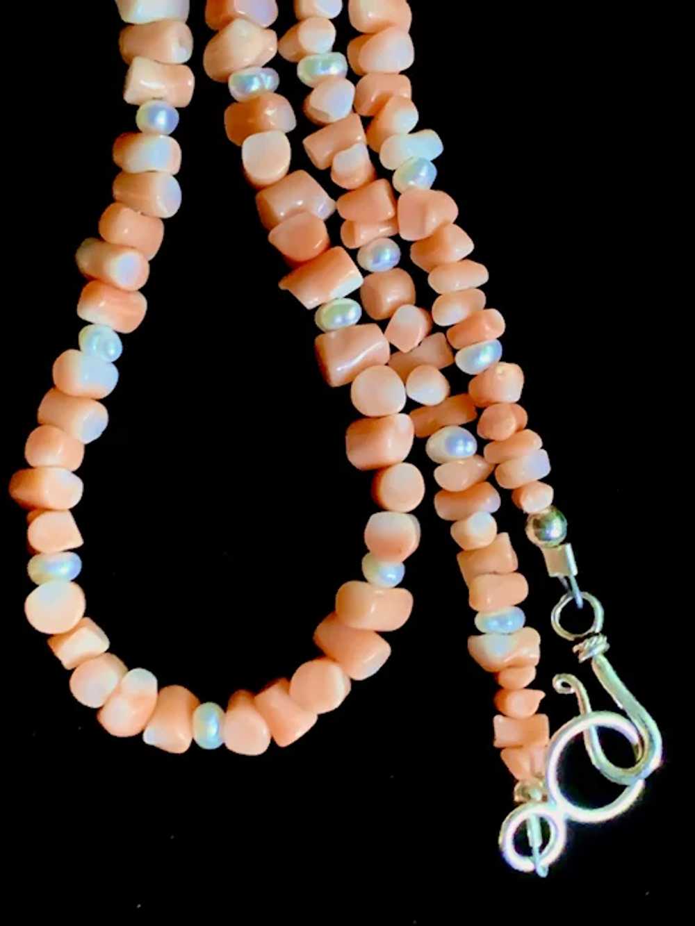 Vintage Angel-Skin Pink Coral with Cultured Baroq… - image 4