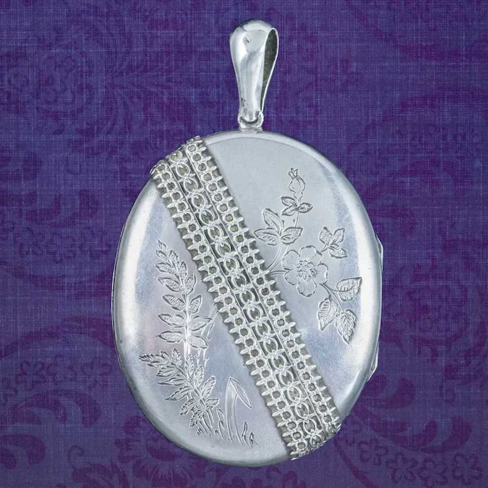 Antique Victorian Floral Locket Sterling Silver - image 2