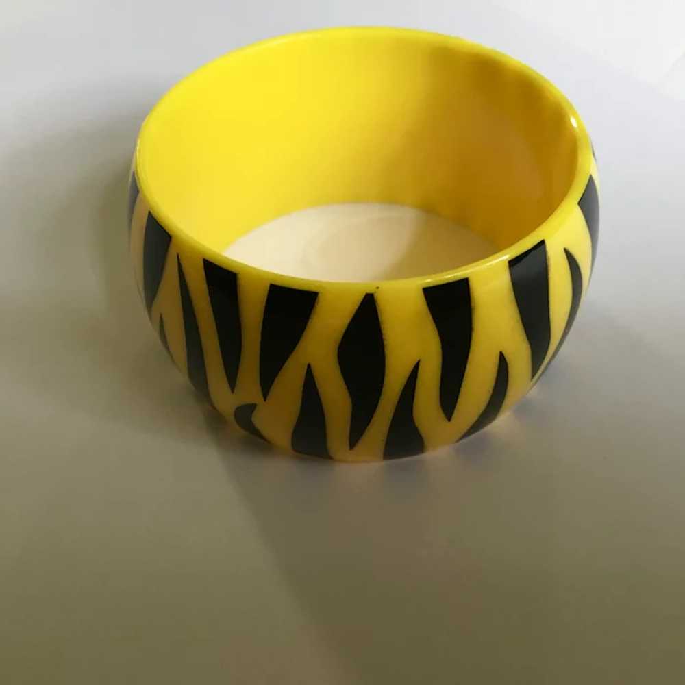 Vintage Yellow and Black Zebra Stripe Bracelet - image 3