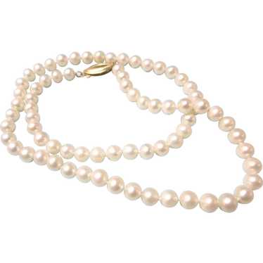 VINTAGE Freshwater Pearls 6mm Knotted and 14K Clo… - image 1