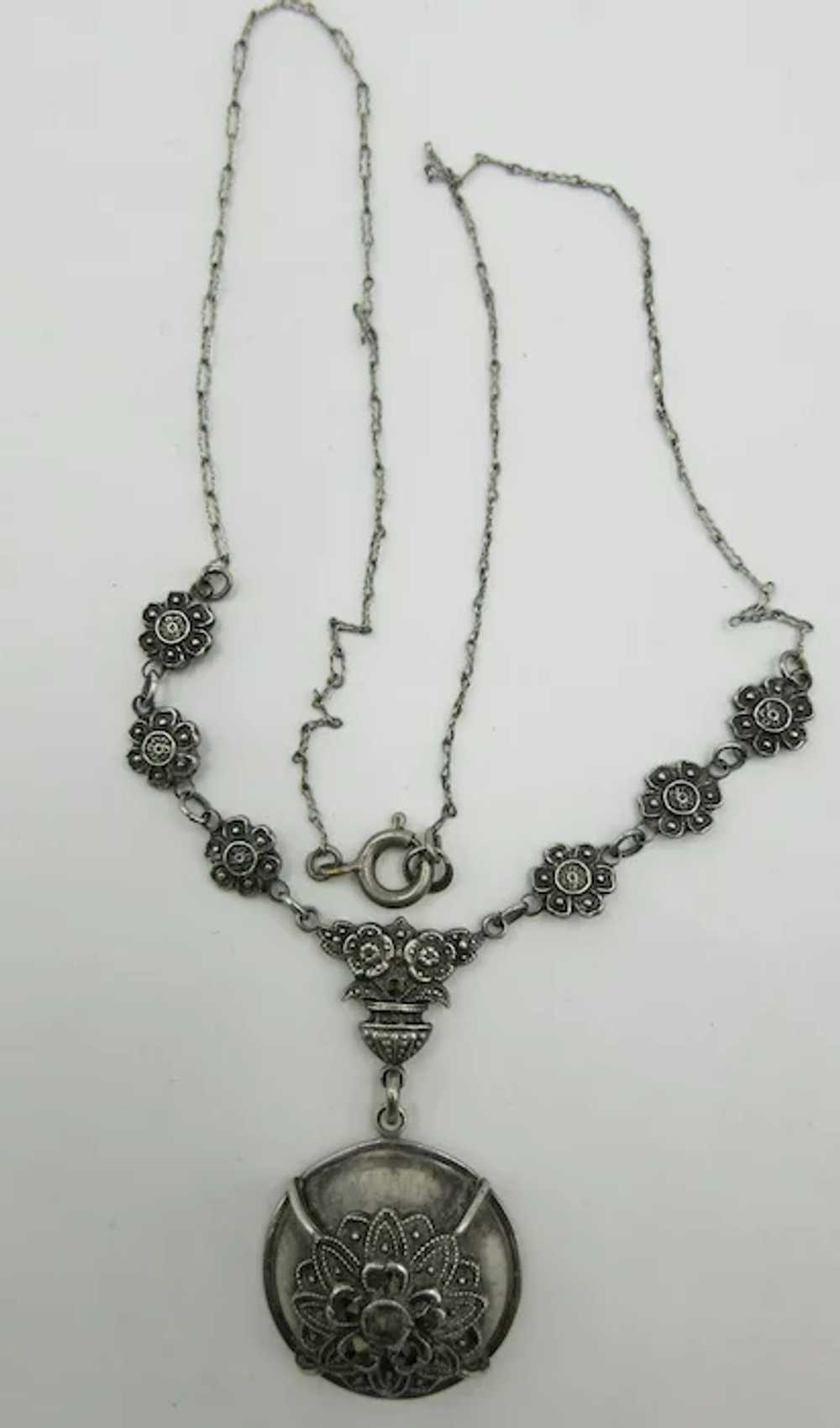 VINTAGE  Lovely Sterling and Marcasite Necklace  … - image 2