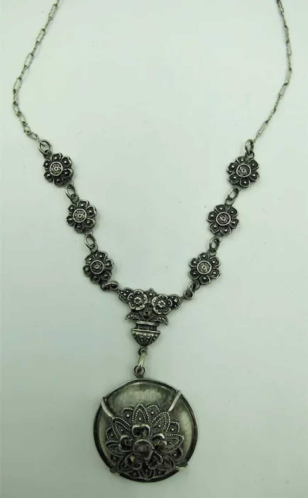 VINTAGE  Lovely Sterling and Marcasite Necklace  … - image 3