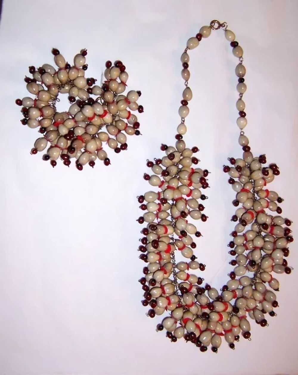 1940's Off-White and Burnt Umber-Colored Seed Bea… - image 2