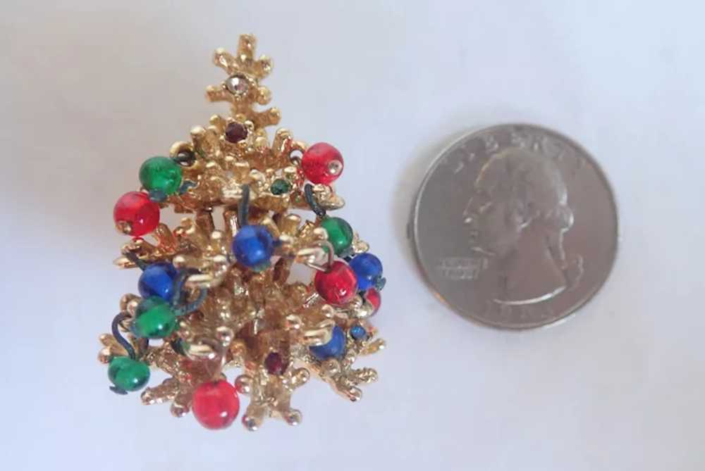 Vintage Christmas Tree Pin Dangle Beads and Rhine… - image 3