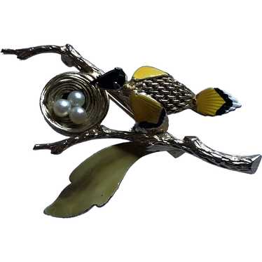 Vintage Bird On A Branch With A Nest Enamel Metal 