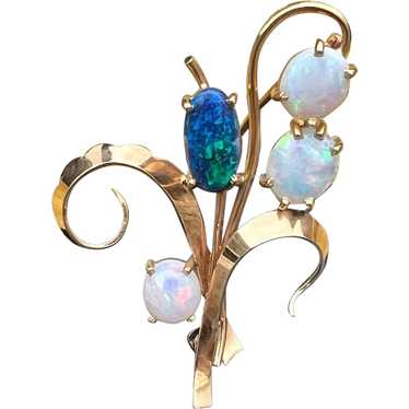 18K Yellow Gold Opal Flower Brooch