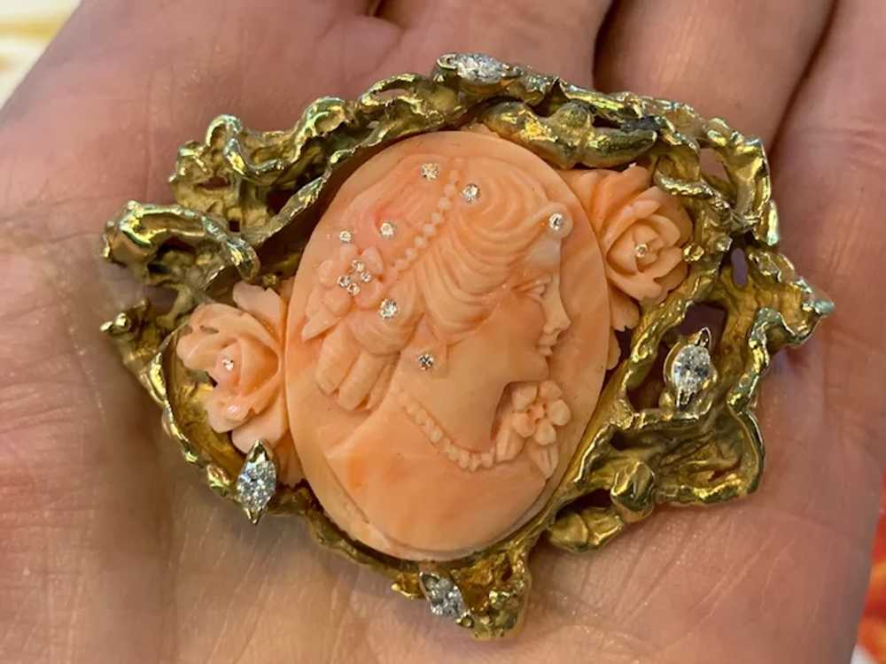 14K Yellow Gold Carved Coral Cameo Brooch - image 2