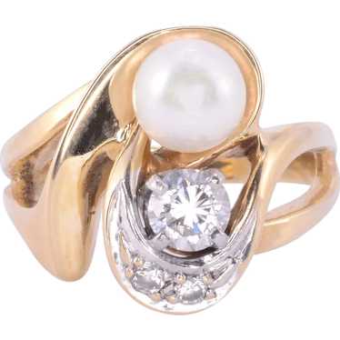 Cultured Pearl Diamond Ring
