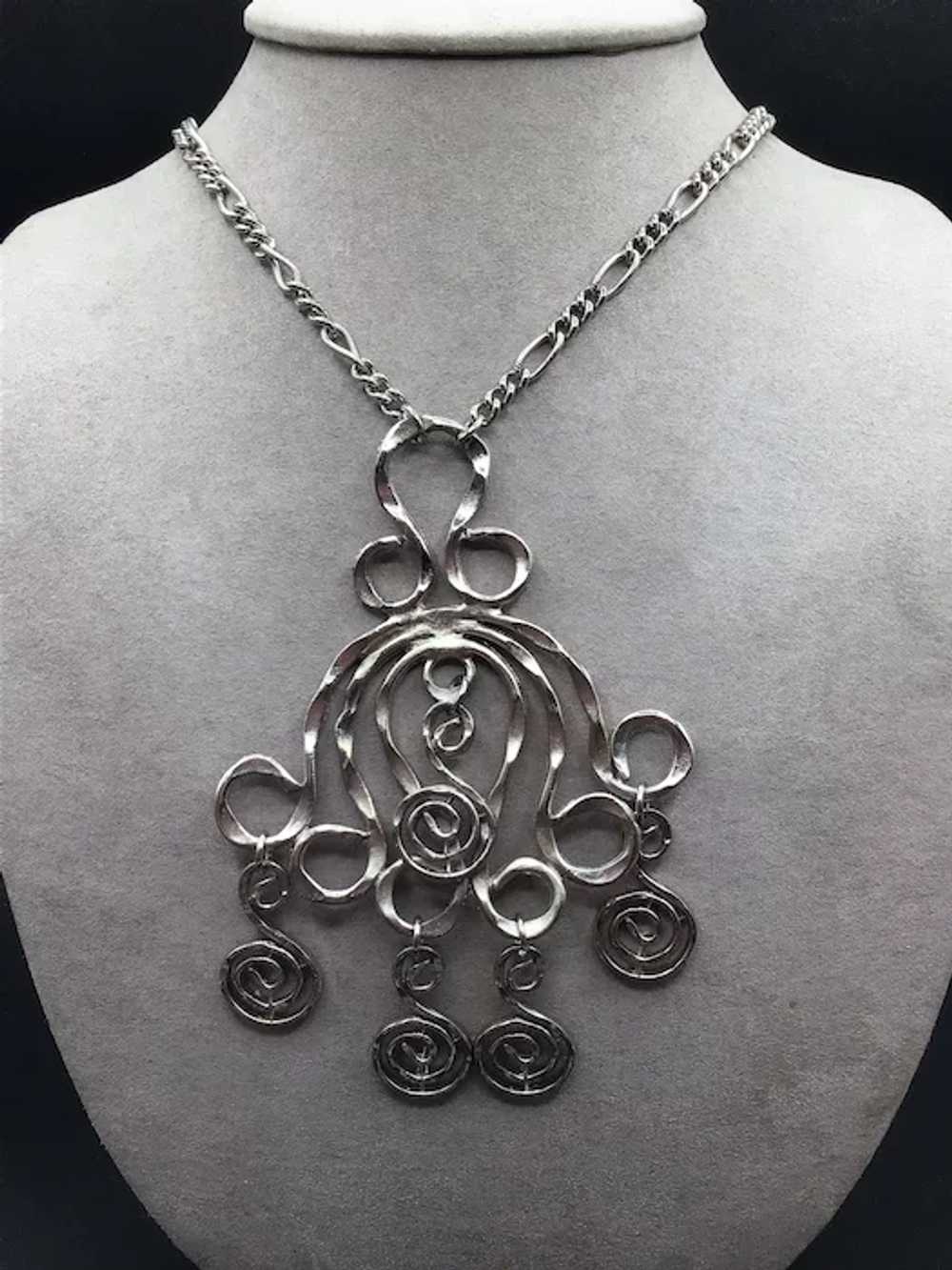 Vintage Big Silver Tone Necklace Oversized Swirls… - image 4