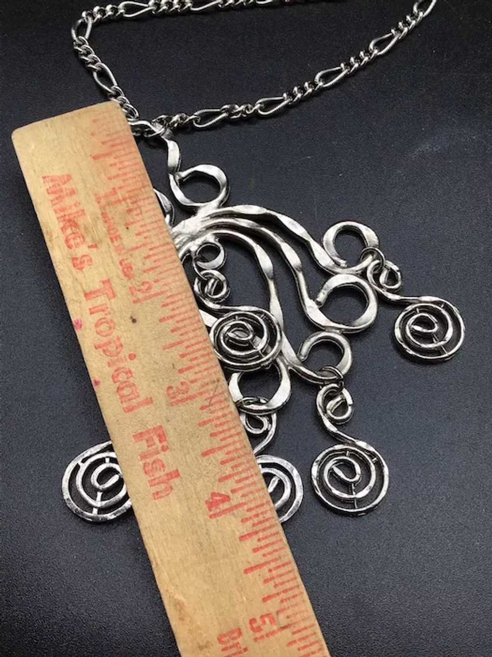 Vintage Big Silver Tone Necklace Oversized Swirls… - image 5