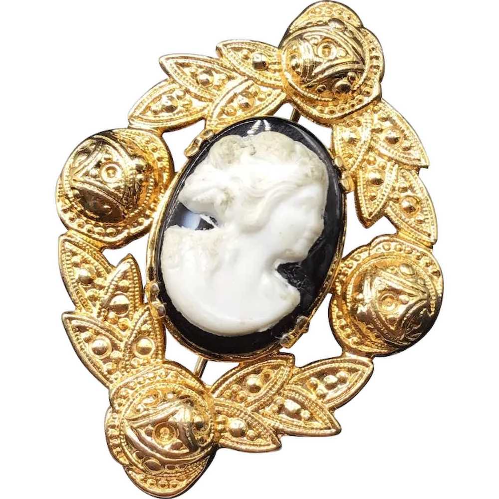 Vintage Cameo Pin Brooch Plastic Celluloid Black … - image 1