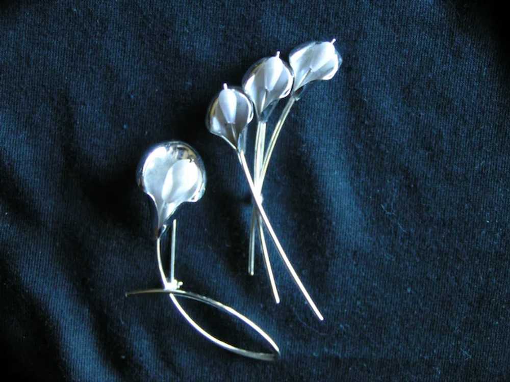 Pair Simple Elegance Beau Sterling Calla Lily Pins - image 3