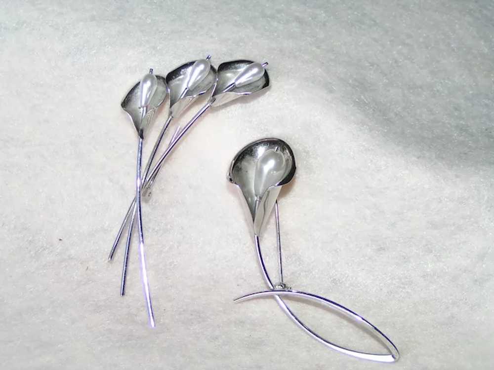 Pair Simple Elegance Beau Sterling Calla Lily Pins - image 4