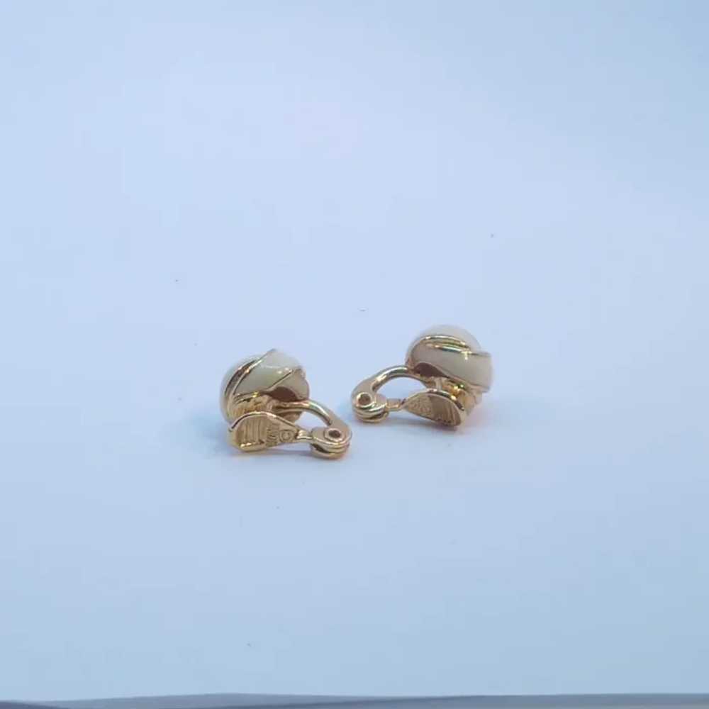 Monet Crème Gold Tone Small Clip on Earrings - image 5