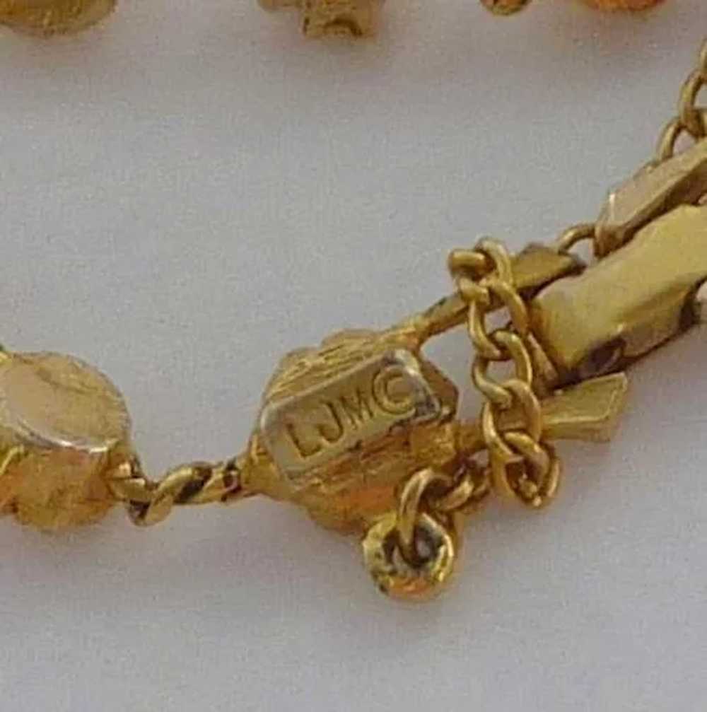 LJM Signed Gold Tone Rhinestone and Daisy Bracelet - image 3