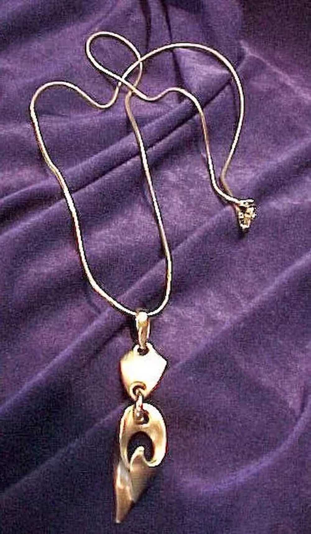 Large Drop Pendant Gold Tone Snake Rope Necklace - image 4