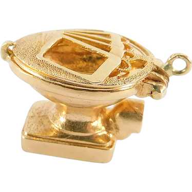 RARE 1970 Vintage 9ct Gold TOILET Charm PENDANT F… - image 1