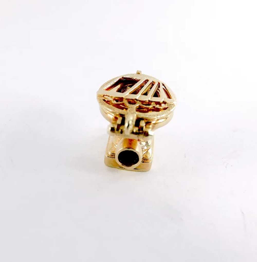 RARE 1970 Vintage 9ct Gold TOILET Charm PENDANT F… - image 9