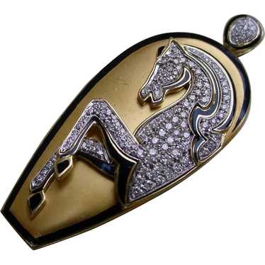 Beautiful 18K Gold Equestrian Motif Pendant, Enam… - image 1