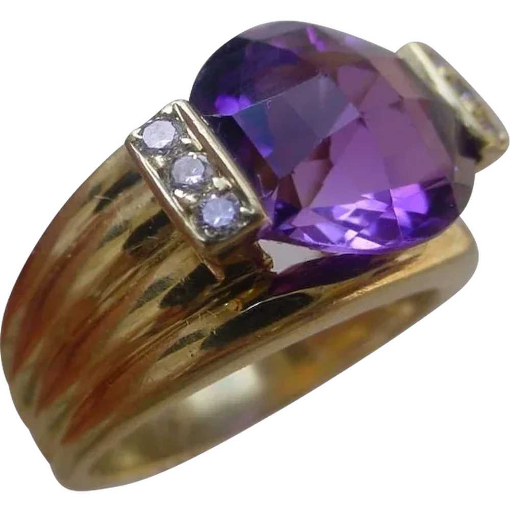 Beautiful 18K Gold Ring, 6.3 Carat Amethyst, 6 Di… - image 1