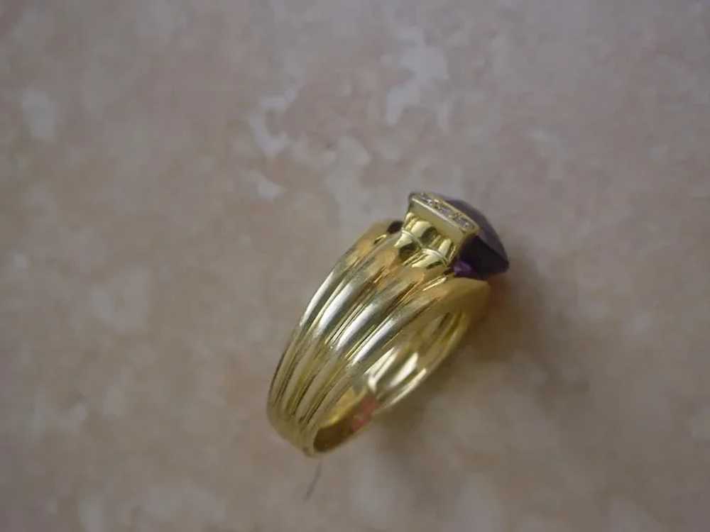 Beautiful 18K Gold Ring, 6.3 Carat Amethyst, 6 Di… - image 5