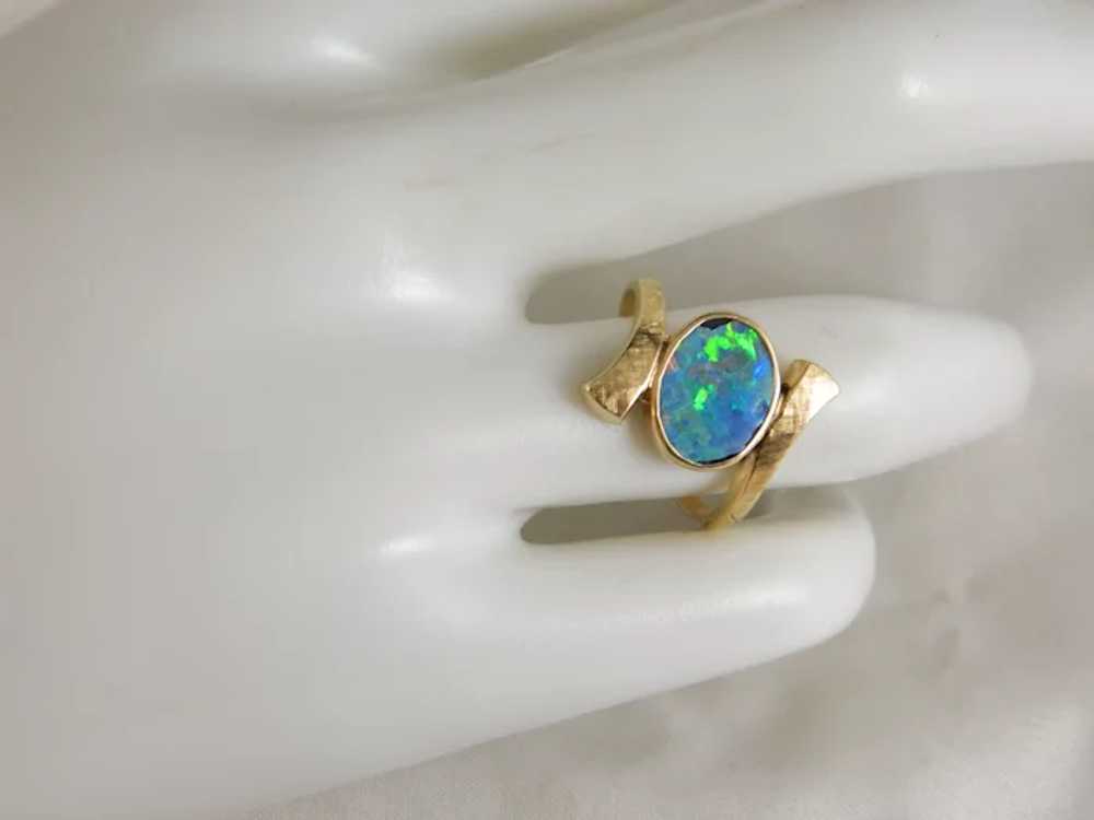 Vintage 14 K Yellow Gold Opal Ring - image 3