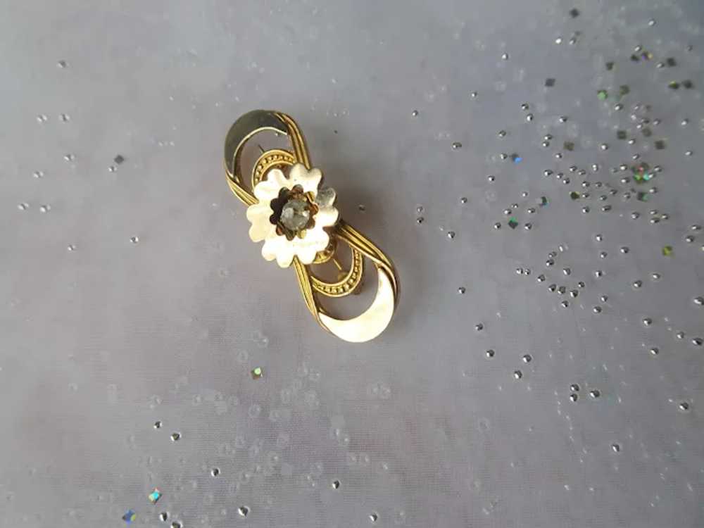 SWEET Victorian Gold Top Brooch, Lovely Design, C… - image 2