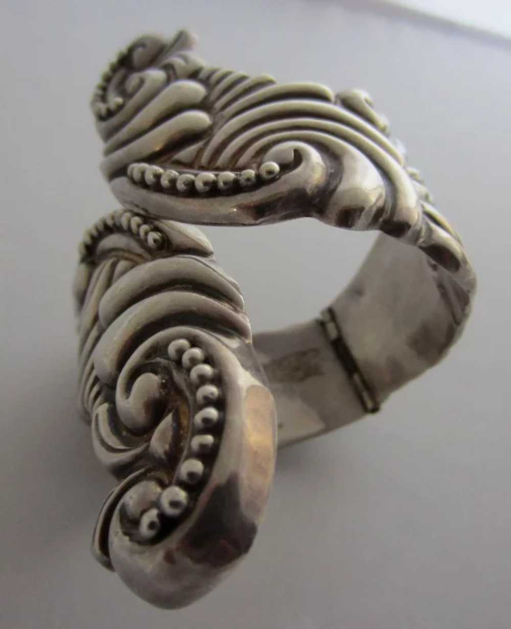 Dramatic Signed Mexican Repoussé Sterling Silver … - image 5