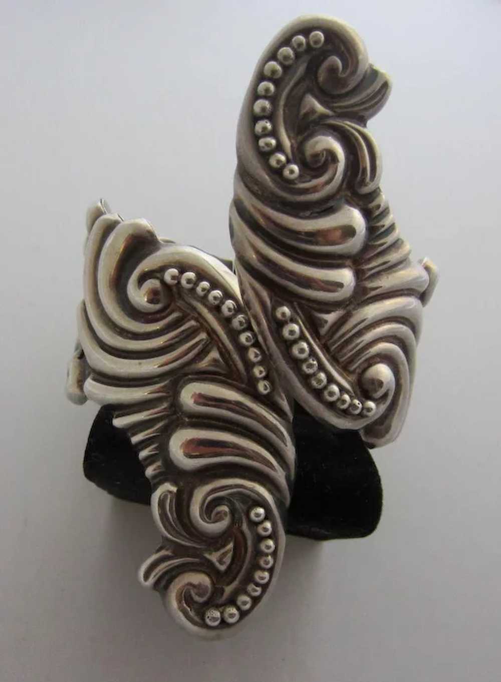 Dramatic Signed Mexican Repoussé Sterling Silver … - image 8