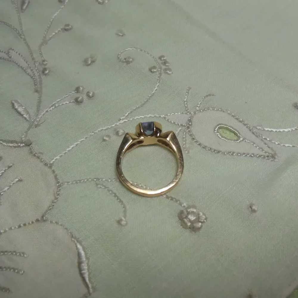 Vintage 10 KT Gold & Synthetic Sapphire Dress Ring - image 3