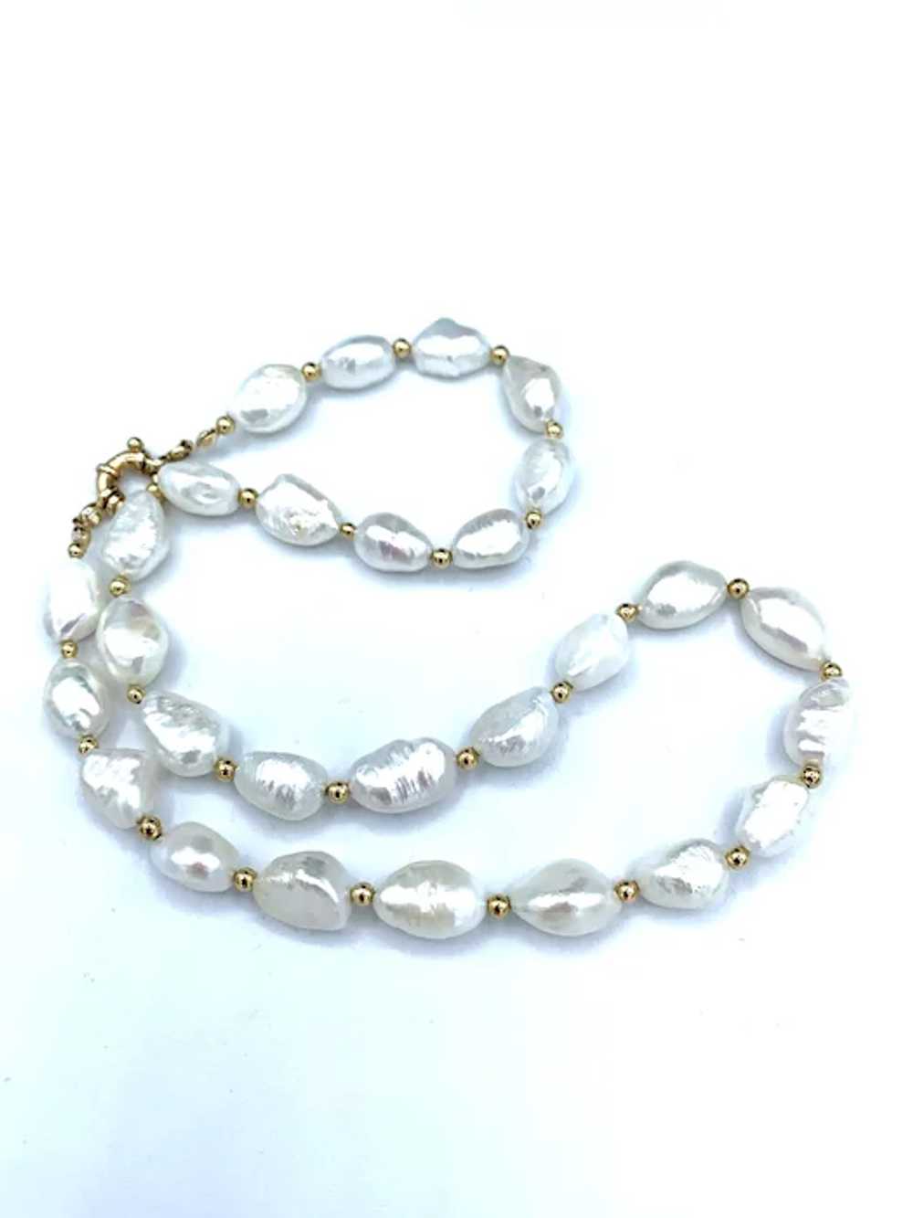 Necklace of Cultured Freshwater Baroque Pearls an… - image 4