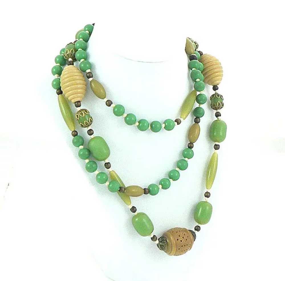 Art Deco Celluloid and Wood Bead Necklace - image 2