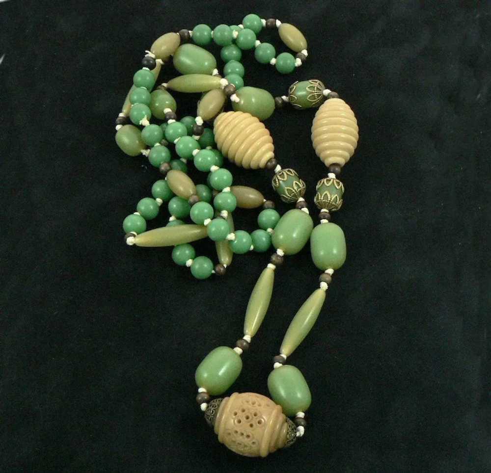 Art Deco Celluloid and Wood Bead Necklace - image 3
