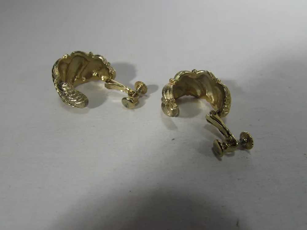 Vintage Napier Gold Tone Clip On Hoop Earrings - image 11