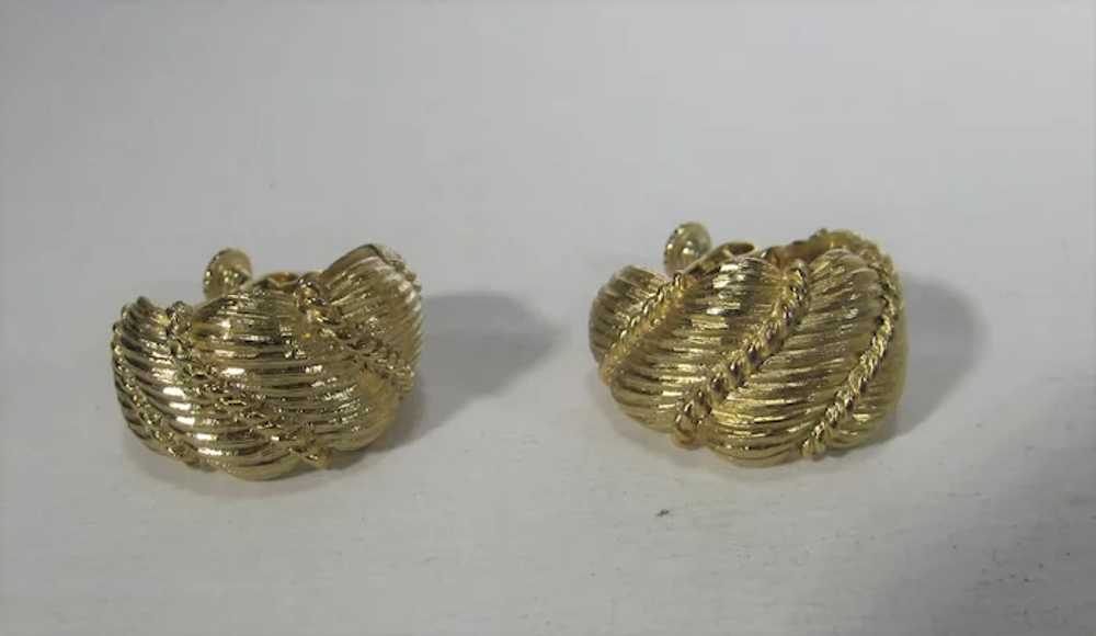 Vintage Napier Gold Tone Clip On Hoop Earrings - image 9