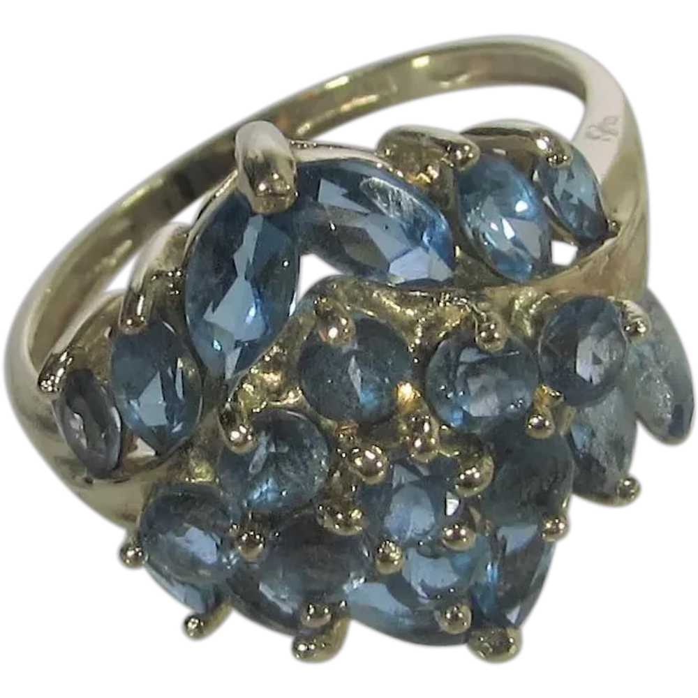 10 Karat Yellow Gold Blue Topaz Cluster Ring Gem 9810