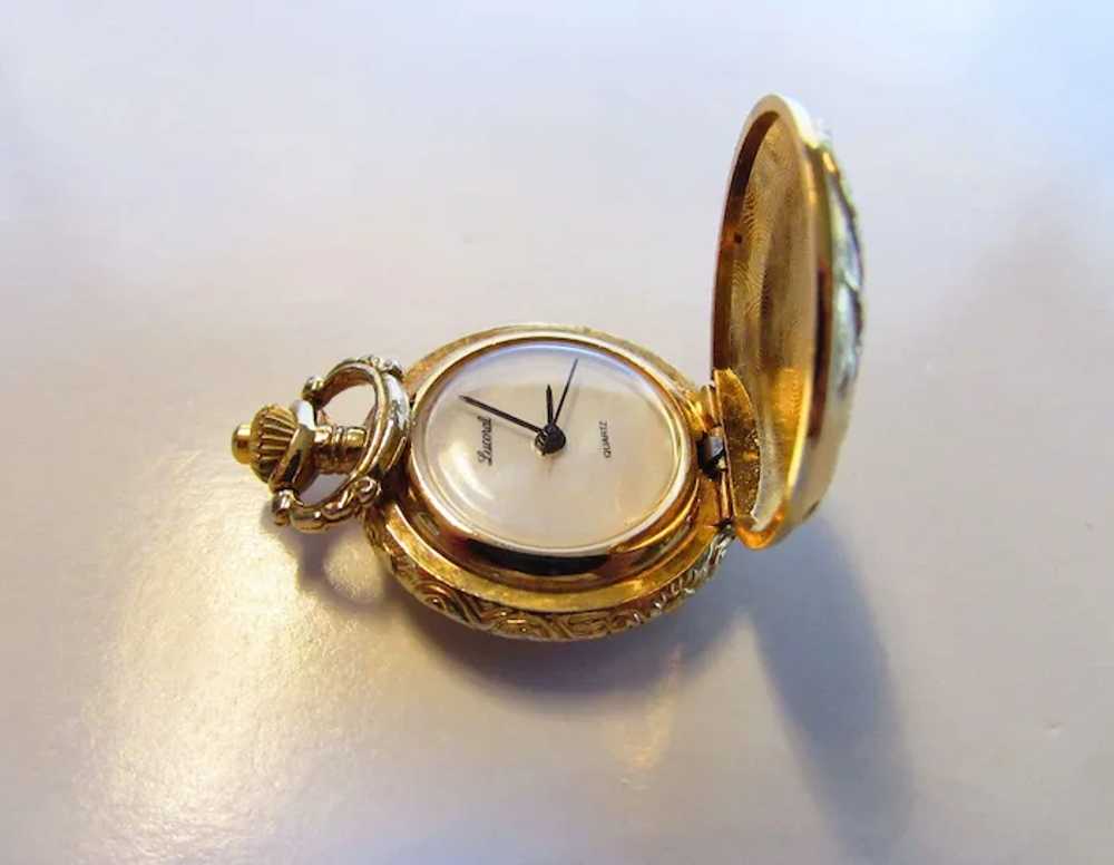 Vintage Goldtone Woman's Quartz Watch - image 3