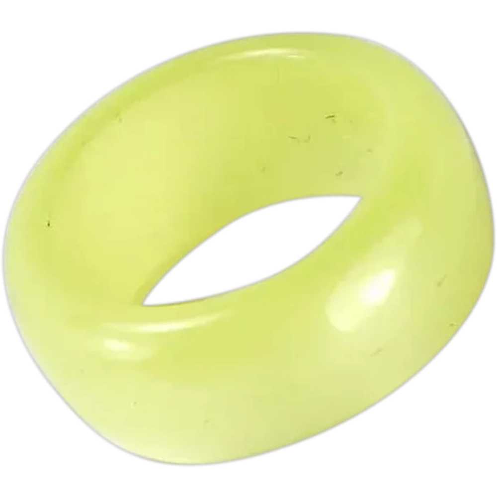 Yellow Green Lucite Moonglow Vintage Ring - image 1