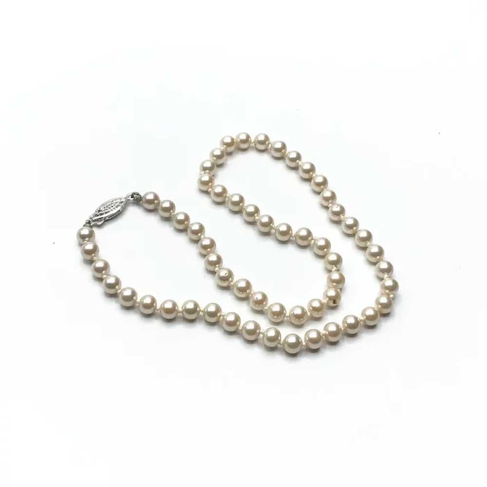 Single Strand Simulated Knotted Pearl Necklace - image 3